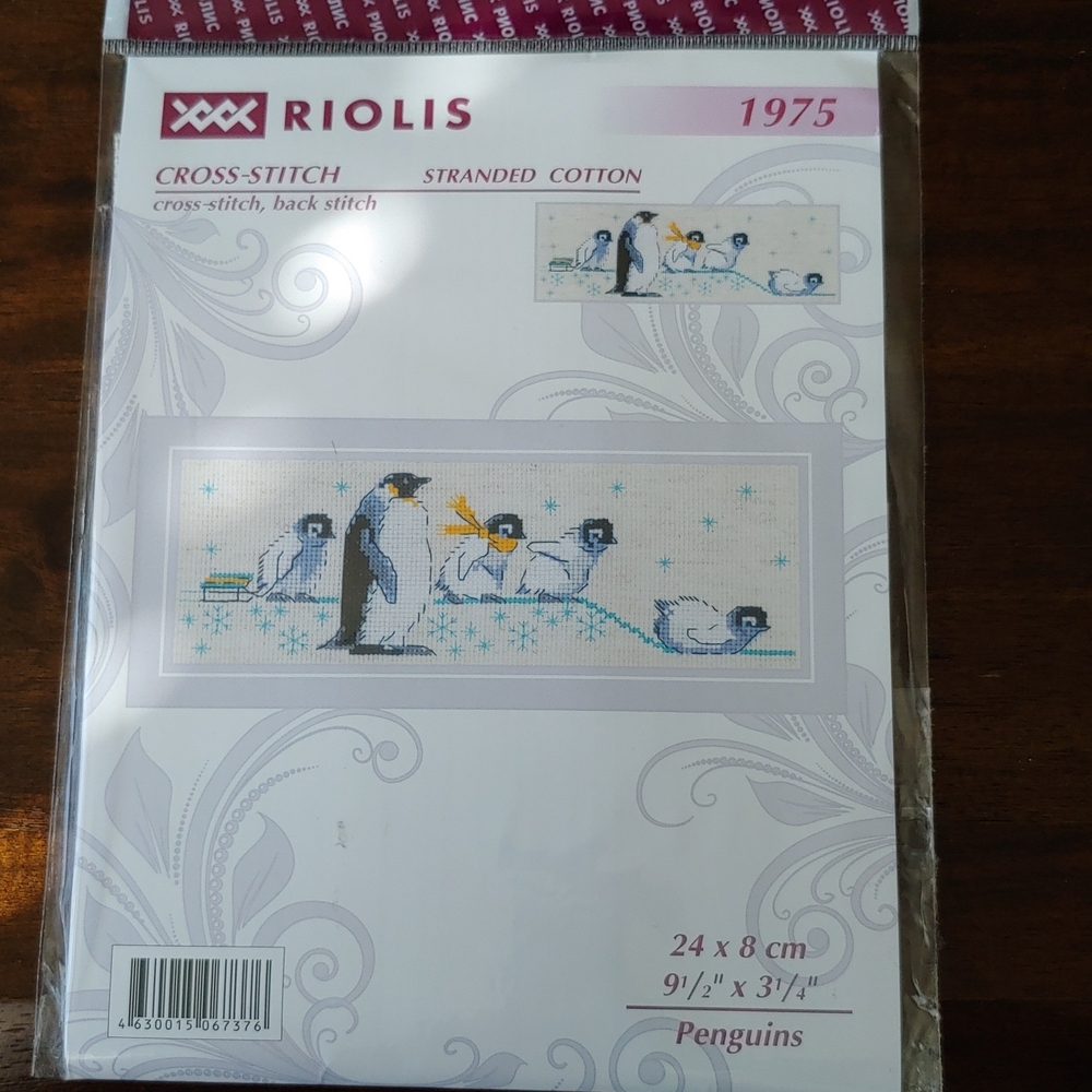Riolis Penguin Cross-Stitch Kit